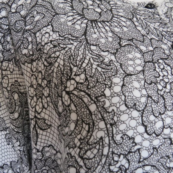 New Women's foxcraft Button Up Floral Motives Cardigan XL - Picture 3 of 8